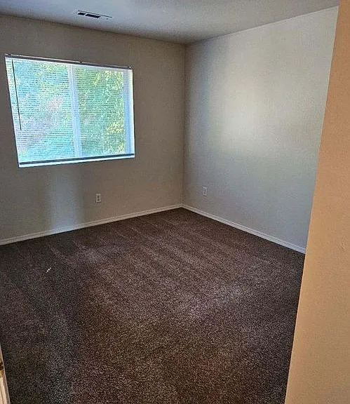 300 Indian Trail Ct — Photo 8