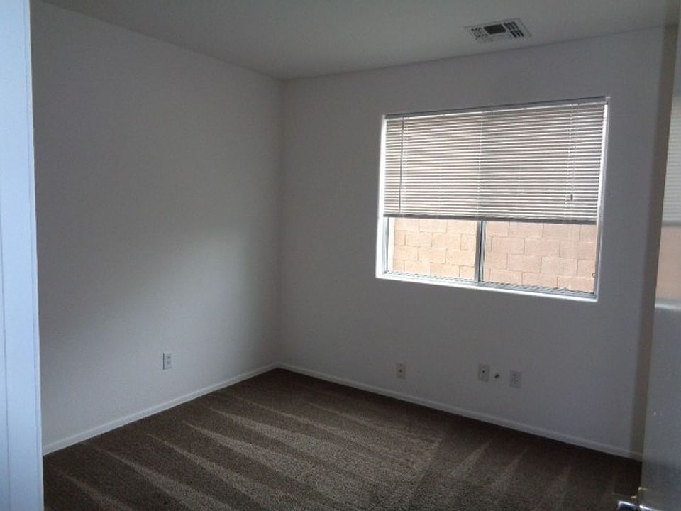 1st image of 1510 S 82nd Dr