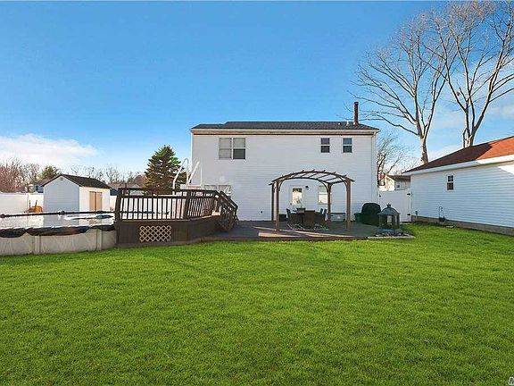 2nd image of 3 Burwood Ln