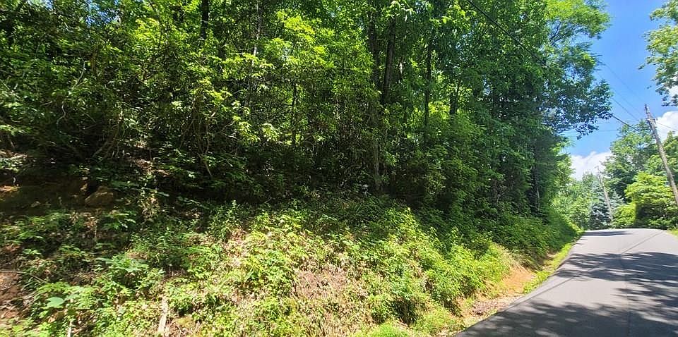 1st image of 20 Zurich Rd