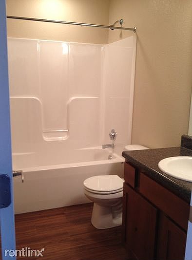 Hall Bath 2 car