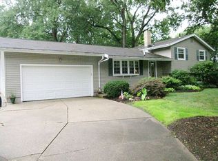 1402 Lott Dr, Uniontown, OH 44685