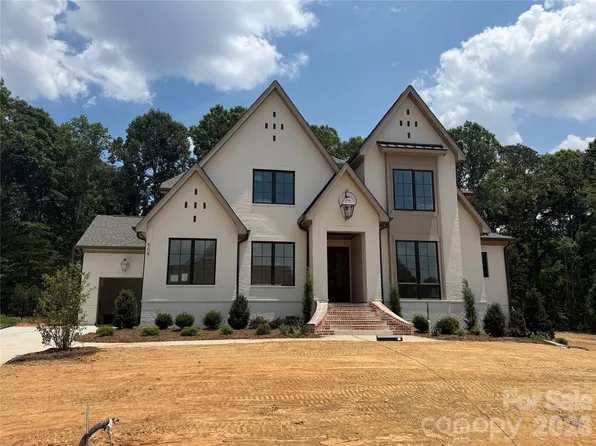 608 Deodar Cedar Dr, Weddington, NC 28104
