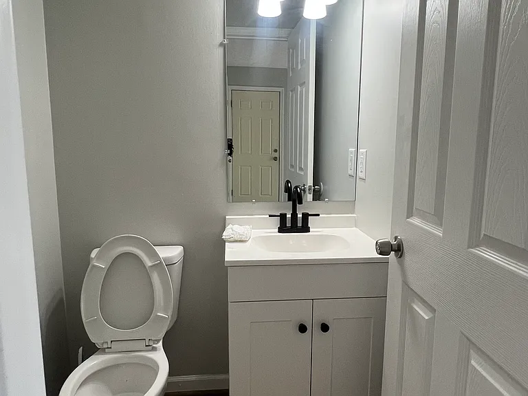 5786 Applebrook Ct #5784 — Photo 8