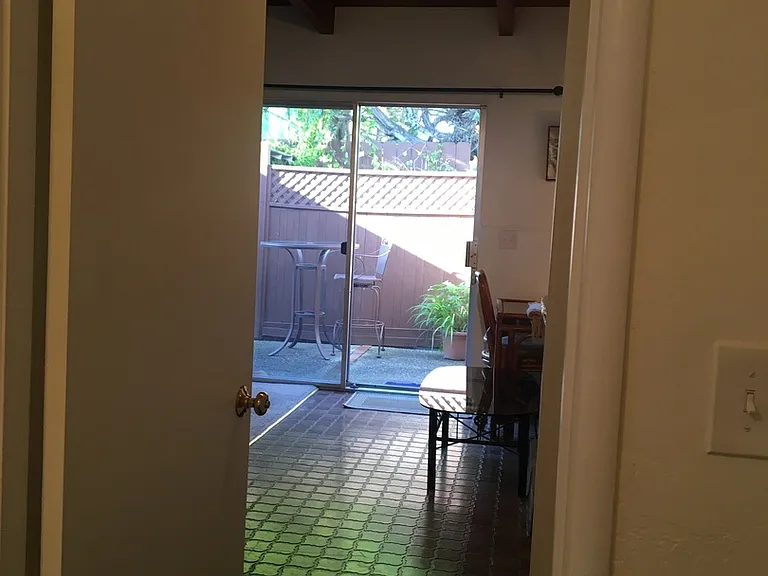 740 Dickman Ave — Photo 8