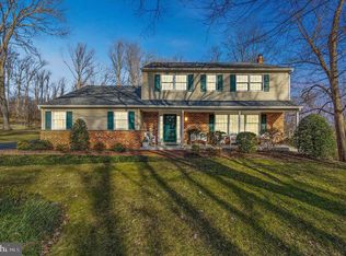 1059 Windy Knoll Rd, West Chester, PA 19382