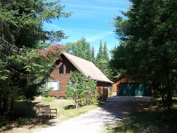 308 Ausable River Trl, Roscommon, MI 48653