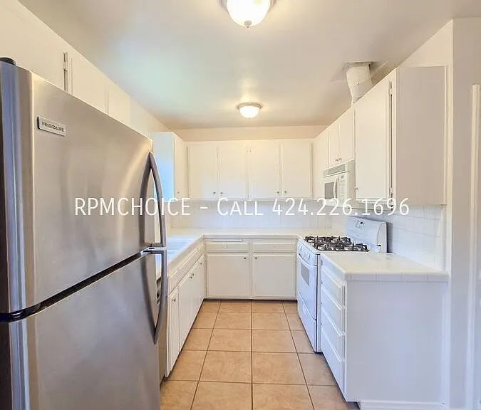 731 Indiana Ct #B — Photo 7