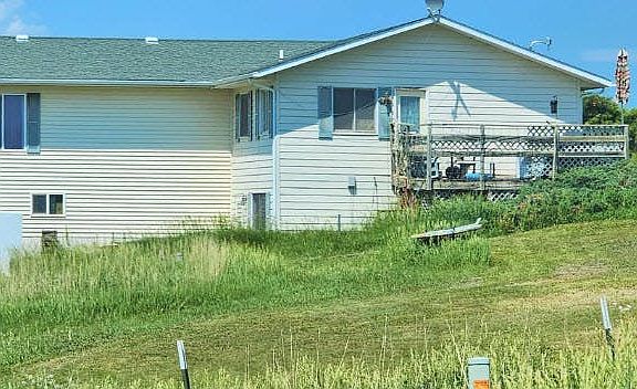 2nd image of 20313 Avalanche Rd