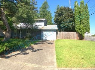 3031 NE Juniper Ave, Gresham, OR