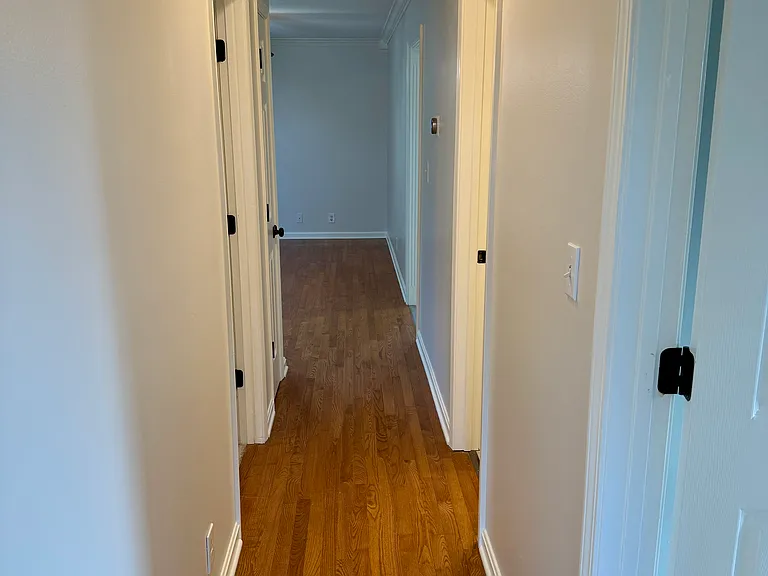 1604 Hopkins Ct — Photo 6