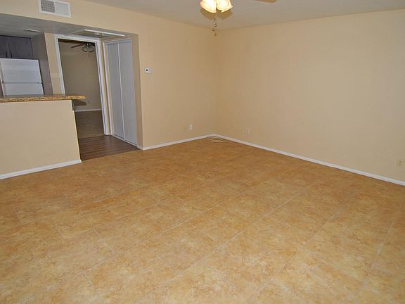 4th image of 700 W University Dr Unit 247