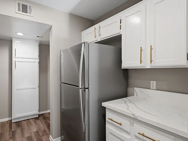 688 Harbor Mist Ave — Photo 4