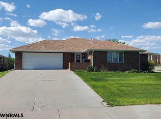 401 Sandra Ct, Scottsbluff, NE 69361