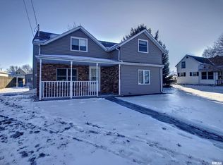 309 W 2nd St, Atkinson, IL 61235