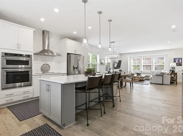 18005 Nolita Ln, Charlotte, NC 28204