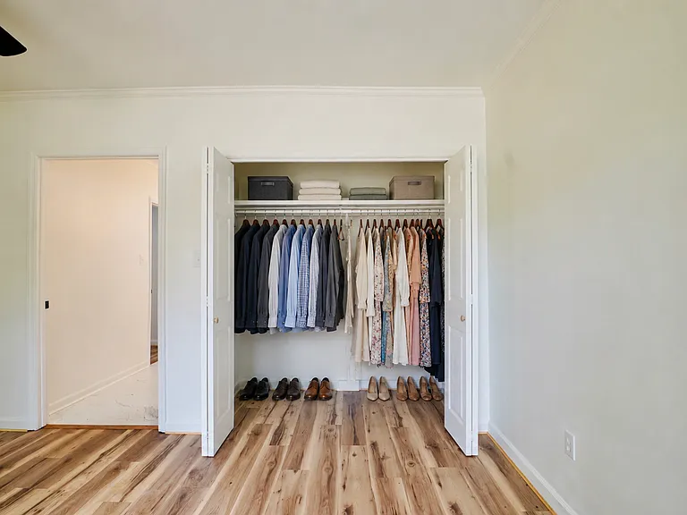 905 Lynn Dale Ln — Photo 9