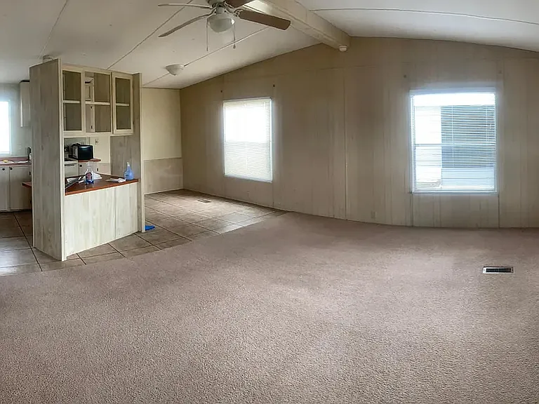 4982 Foxwood Lake Dr — Photo 2