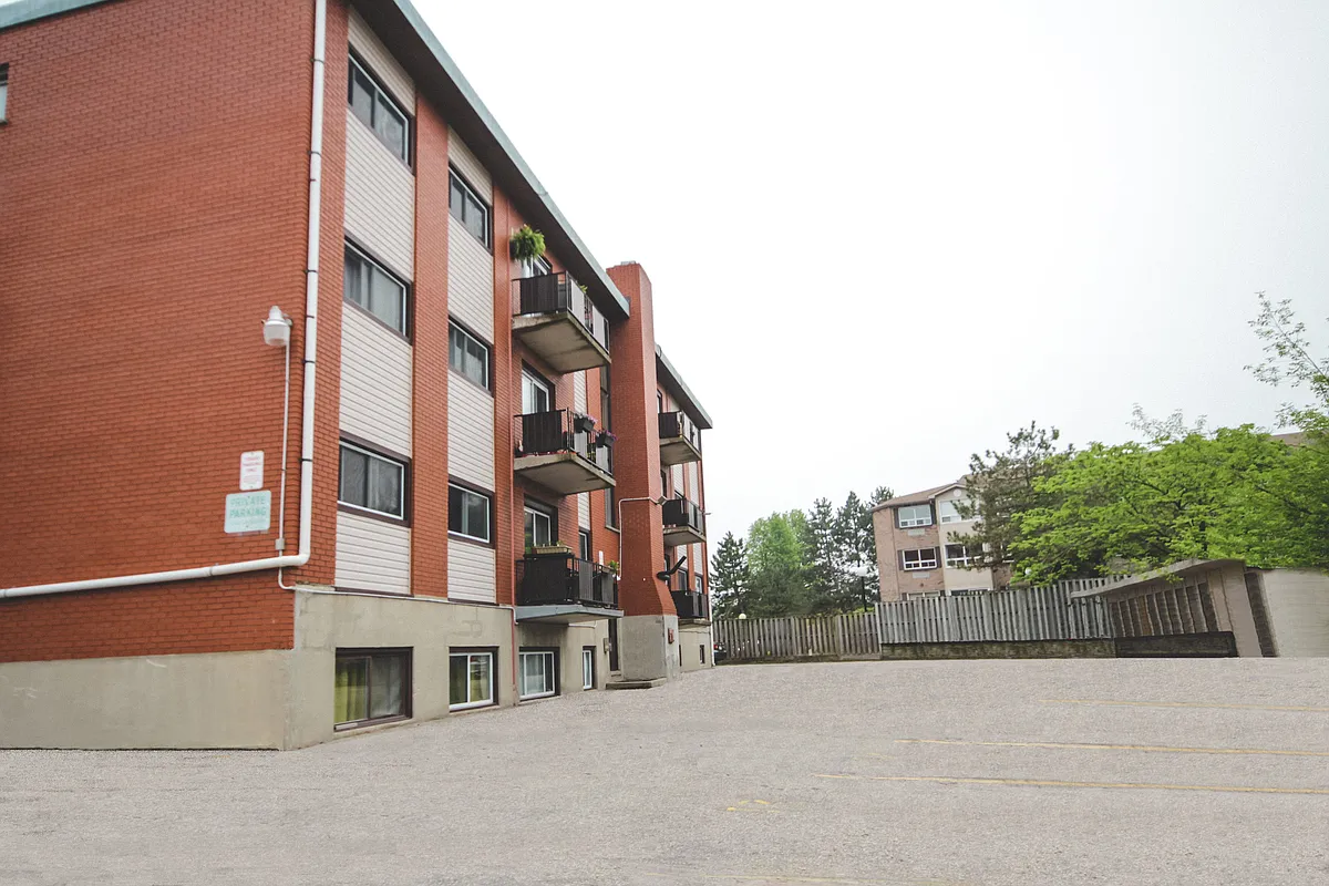 Building Photo - 22 Hugo Cres