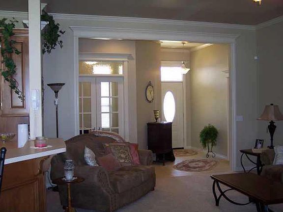 2nd image of 3943 Twelve Oaks Dr
