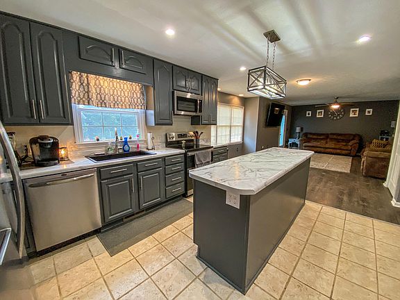 4th image of 35 Belmont Dr NW