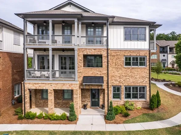 6076 Gaines St, Norcross, GA 30071