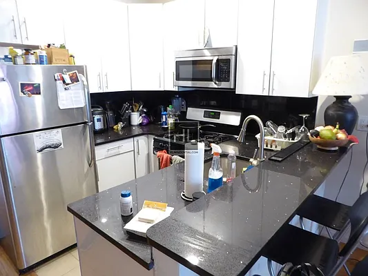 Rented by Highline Residential | media 11