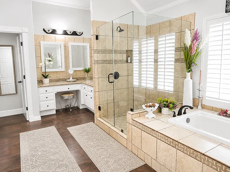 4404 Hollow Oak Dr — Photo 17