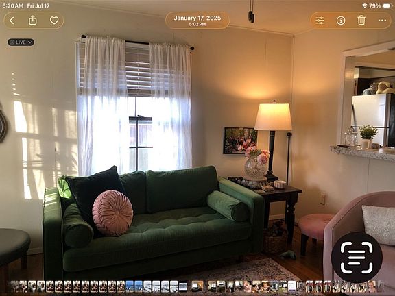 5th image of 407 S Oak St