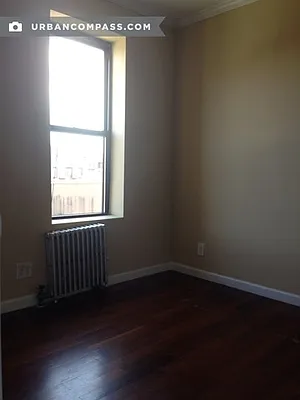 Rented by Compass | media 42