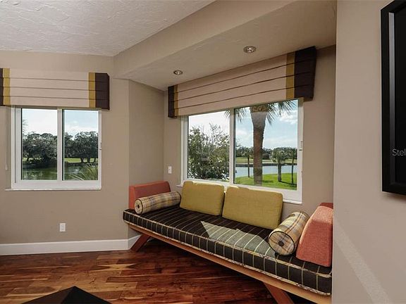 5th image of 4634 Mirada Way Unit 15
