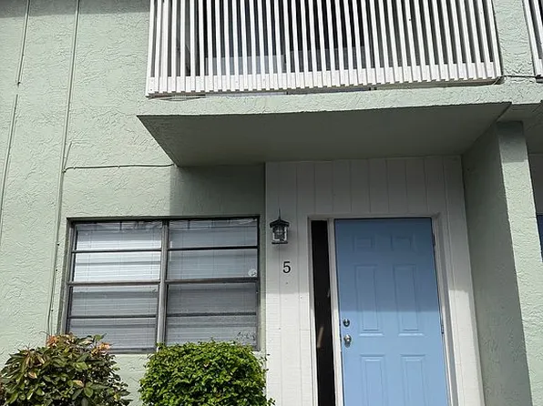 1985 NE 3rd St APT 5, Deerfield Beach, FL 33441