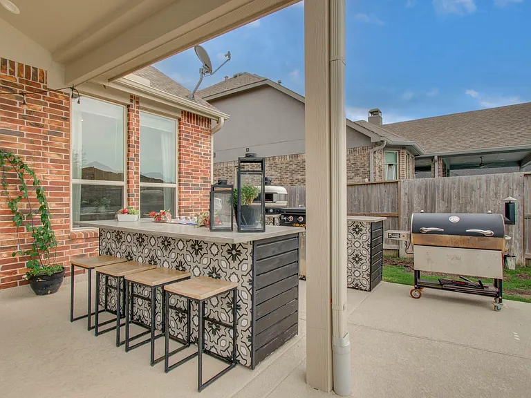 7111 Pondhawk Dr — Photo 31