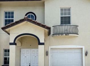 7001 SW 89th Ct, Miami, FL 33173