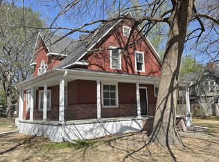 1202 Avenue F, Gothenburg, NE 69138