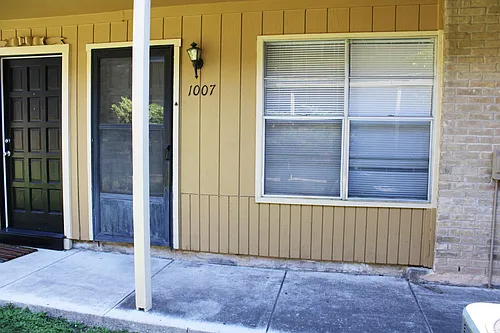 923 Vance Jackson Rd #1007 Photo 1