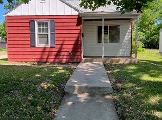 627 Newfield Dr, Beloit, WI 53511