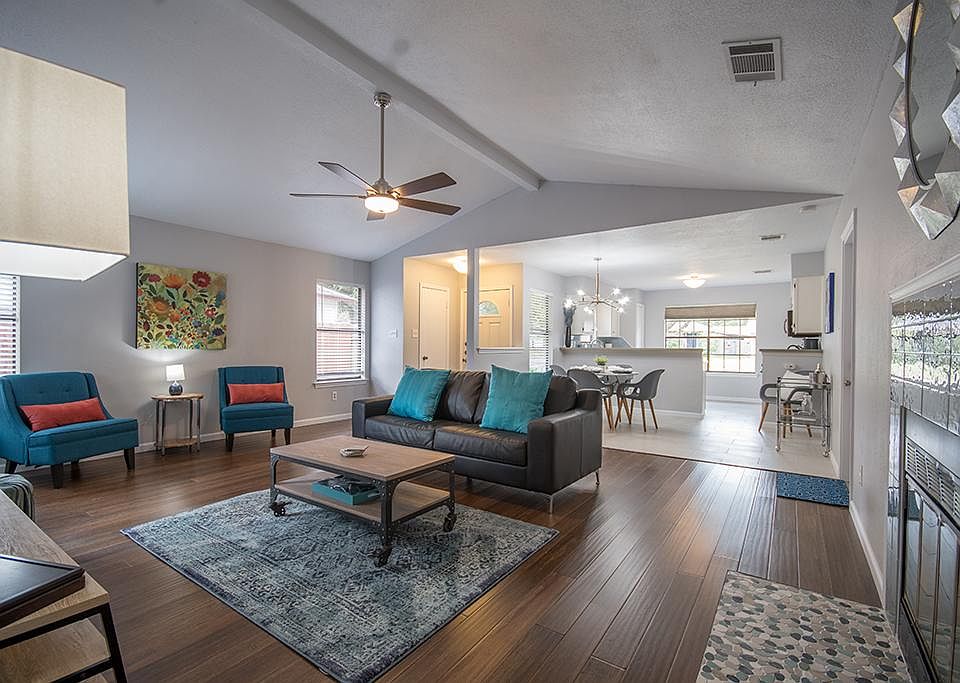 Beautiful Living Room Area with Lots of Natural Light