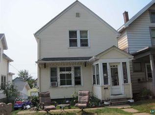 3106 Restormel St, Duluth, MN 55806