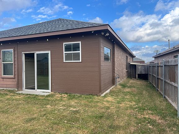 4th image of 4717 Elkhart Dr