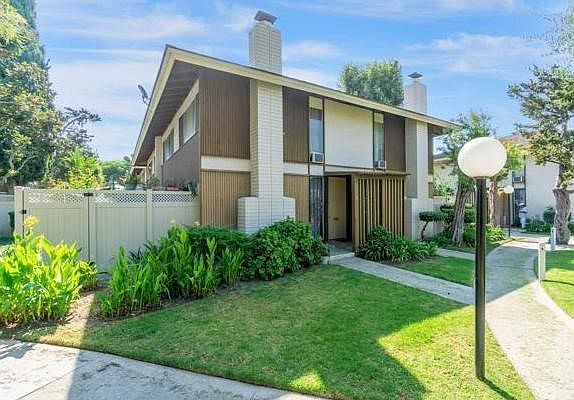 1st image of 15500 Tustin Vlg #103