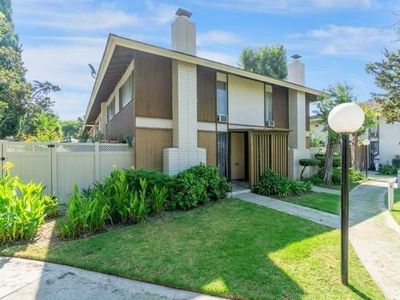15500 Tustin Vlg #103, Tustin, CA, 92780