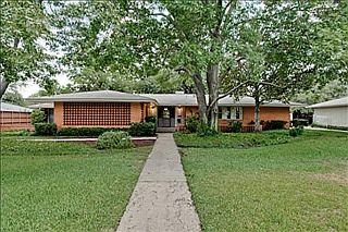 1st image of 5715 Melshire Dr