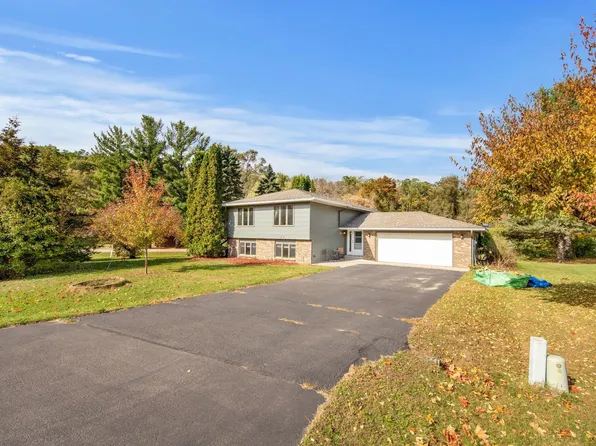 16120 6th St N, Lakeland, MN 55043