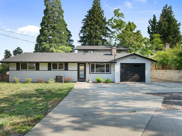 1325 Ridge Way, Medford, OR 97504