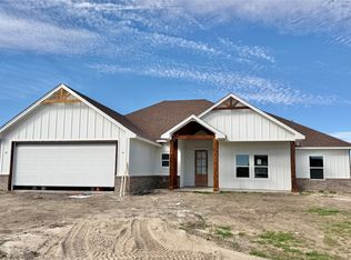 1017 Sabrina Ct, Weatherford, TX 76085