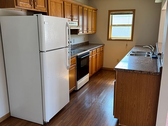 5th image of 617-619 Illini Ct #617