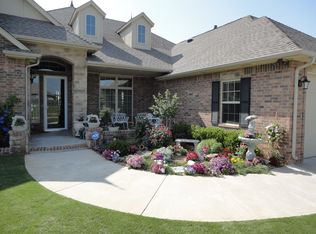 12001 Glenhurst Blvd, Oklahoma City, OK 73162