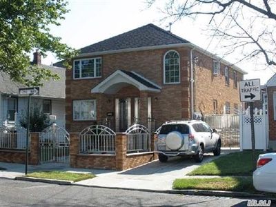 76-45 166th St, Fresh Meadows, NY, 11366