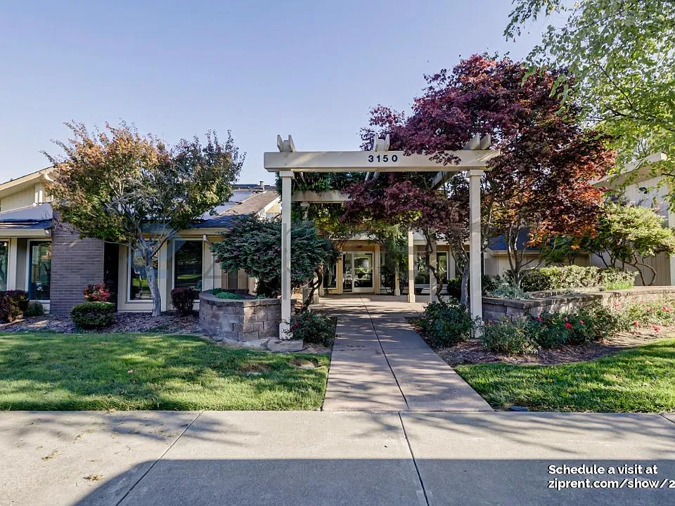 3106 Luna Ct